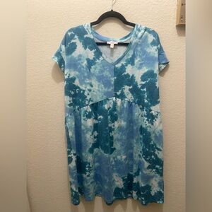 Como Vintage Blue Tie-Dye V-Neck Top